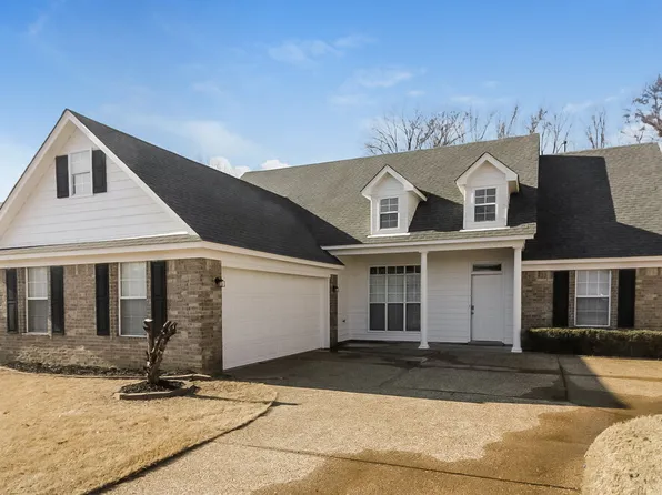 200 Cameron Dr, Oakland, TN 38060