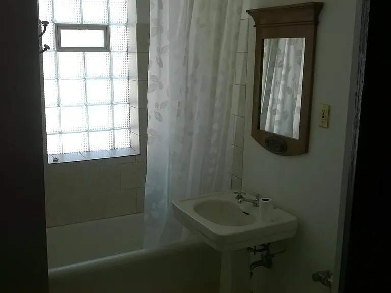 60 Washington Blvd #3 — Photo 4