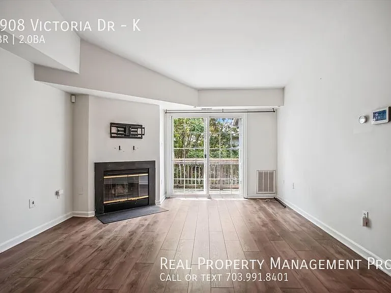 6908 Victoria Dr #K — Photo 7