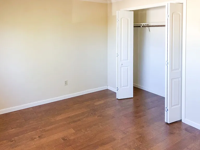 4311 Dayton Ave N #4 — Photo 14