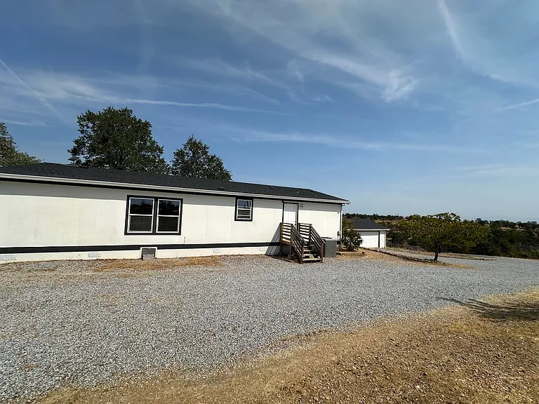 14124 Marsha Way — Photo 30