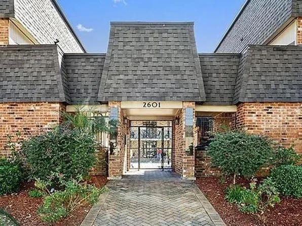 2601 Metairie Lawn Dr #215, Metairie, LA 70002