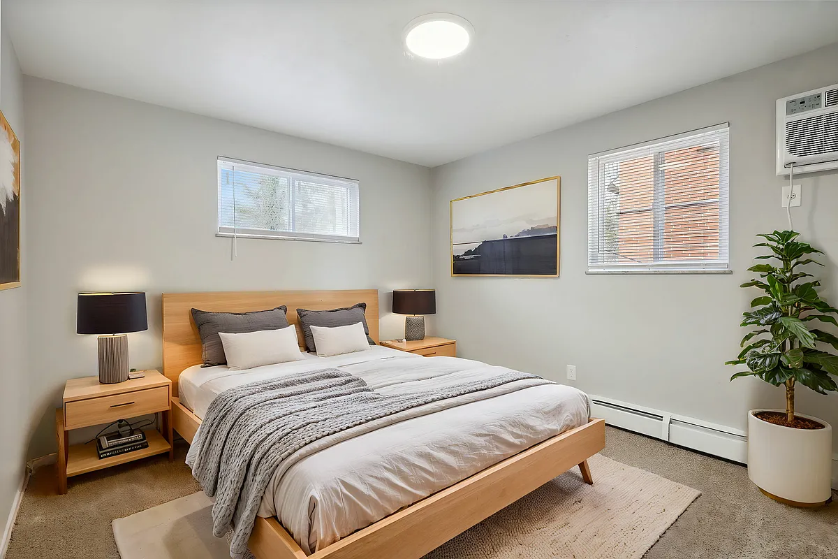 Building Photo - Jadaro Apartments