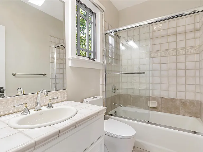 121 Boyer Ln — Photo 25