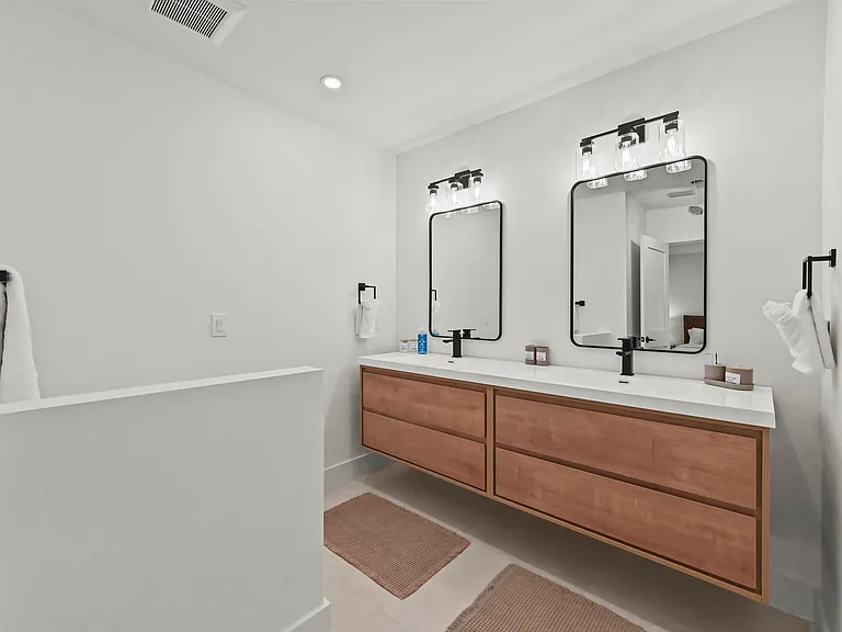 3400 Parker Ave — Photo 20