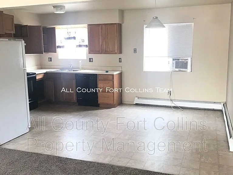 804 19th Ave — Photo 3