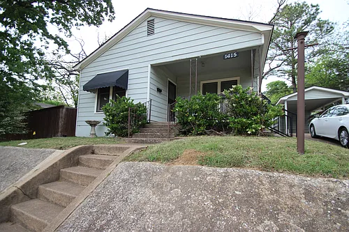 1415 W Crawford St Photo 1