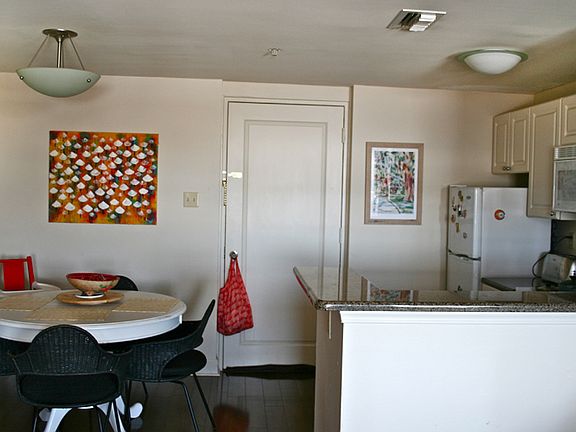 2nd image of 1205 Saint Charles Ave APT 703
