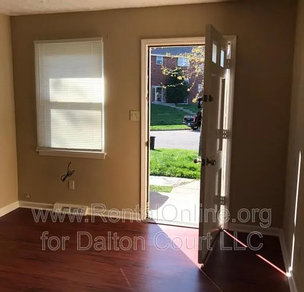1811 Dalton Ct #B — Photo 4