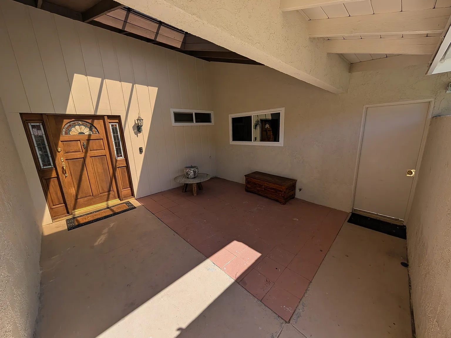 4 bed, 2.5 bath, 2382 sqft, $7,495 — Photo 4
