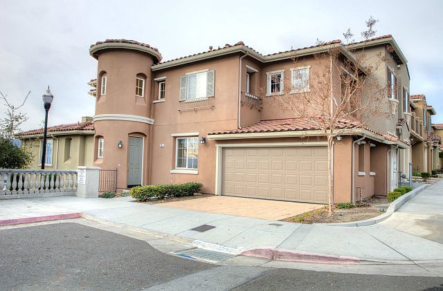 1st image of 344 Casselino Dr