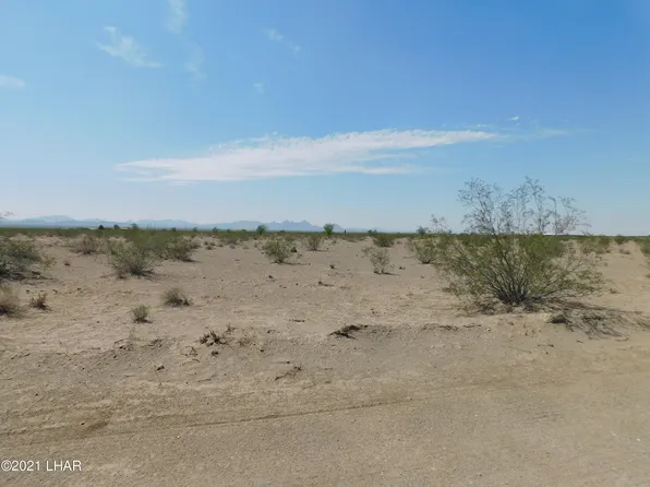 41734 Stutz Rd, Vicksburg, AZ 85348
