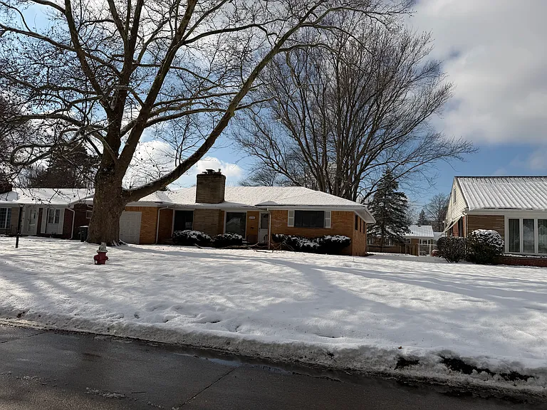 2701 Evergreen Rd — Photo 5