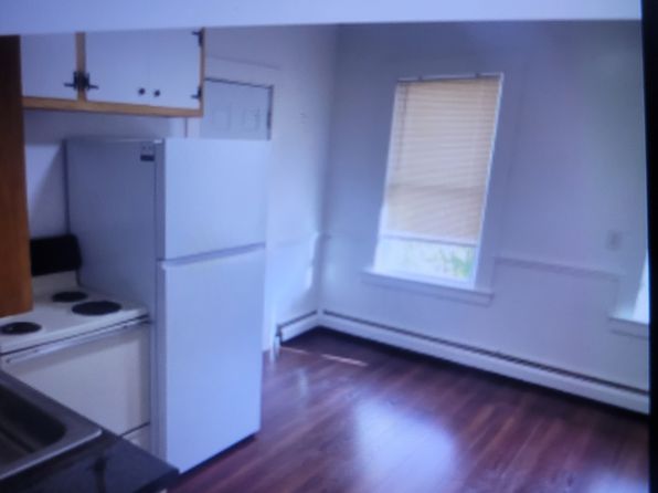 25 Ridgewood St FLOOR 2