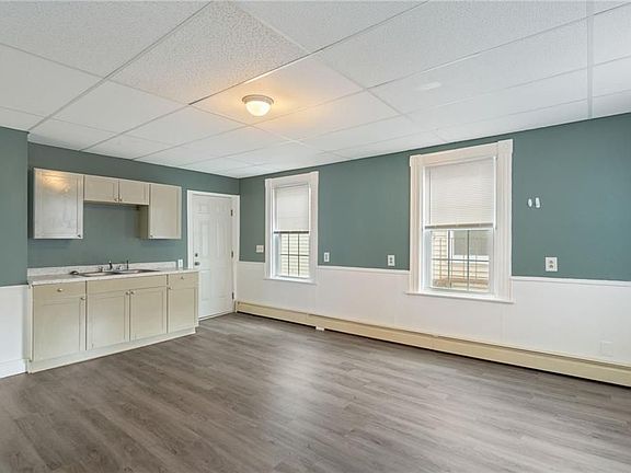 3rd image of 518 Privilege St #3