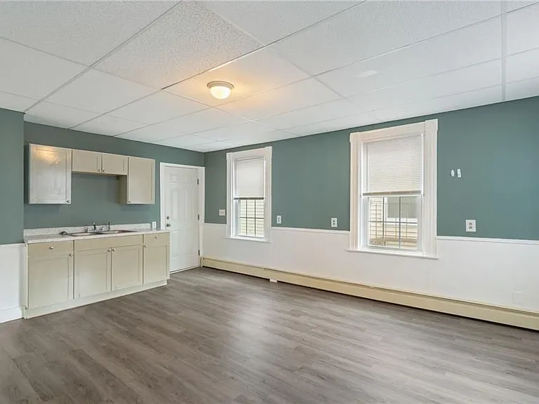 518 Privilege St #3 — Photo 3