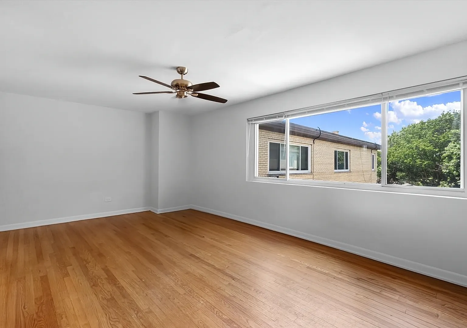 1 bed, 700 sqft, $1,375 — Photo 2