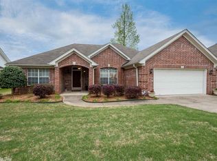 6 Woods Cv, Little Rock, AR 72210