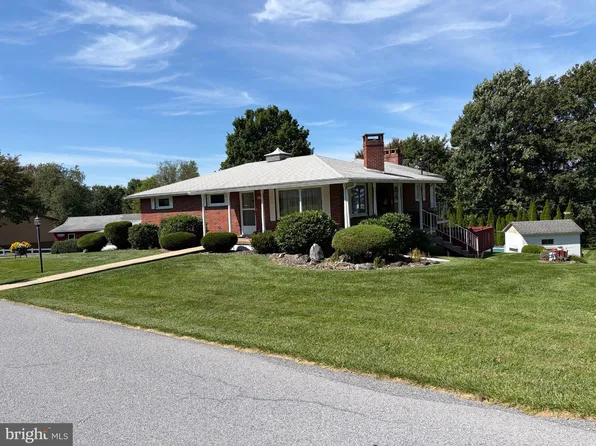 C Kathy S Centre St, Philipsburg, PA 16866