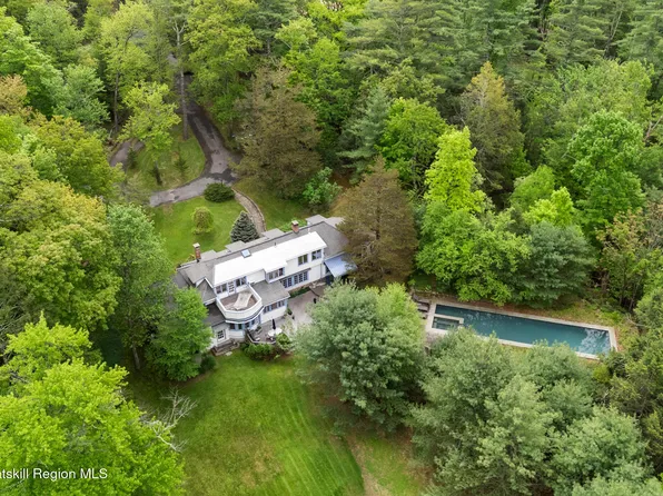 253 Upper Byrdcliffe Road, Woodstock, NY 12498