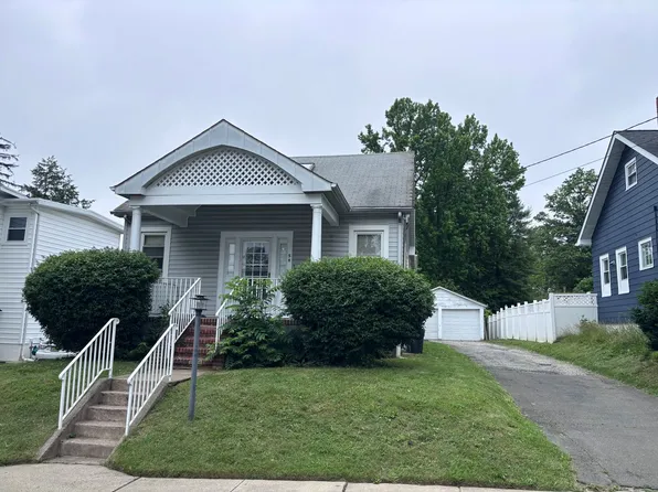 58 Harrop Pl, Ewing, NJ 08618