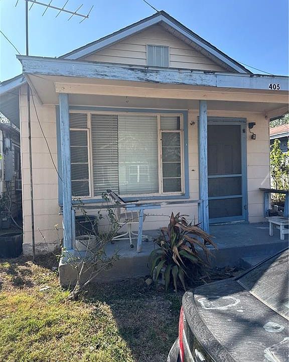 1st image of 405 N Villarreal St