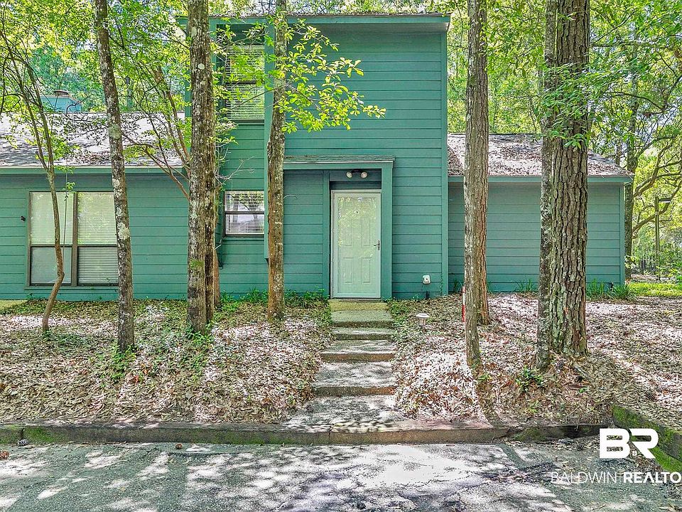 1st image of 49 Summer Oaks Dr