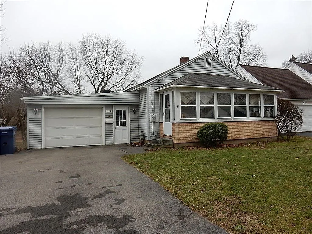 128 Landon Ave photo 1