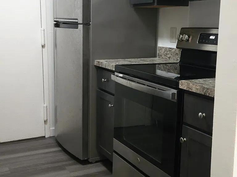 4 Village Rock Ln #4 — Photo 2