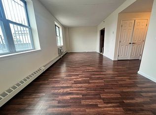 3639 White Plains Rd #2A, Bronx, NY 10467