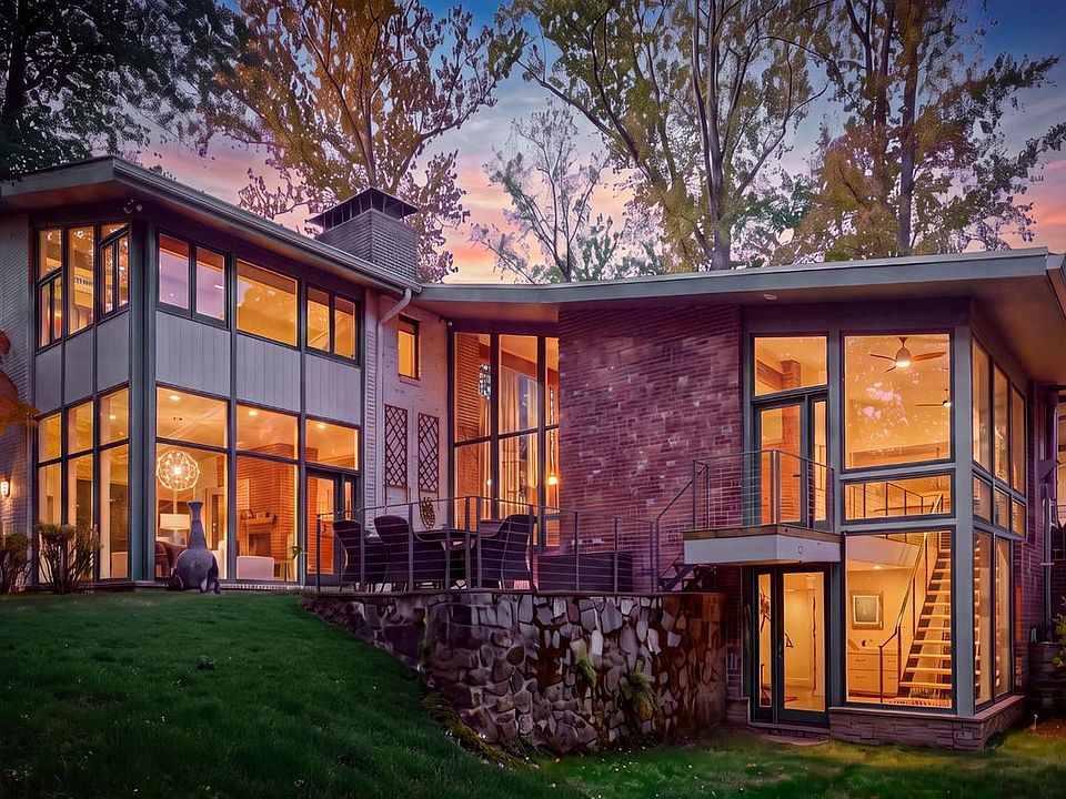 1st image of 803 Maple Glen Rd