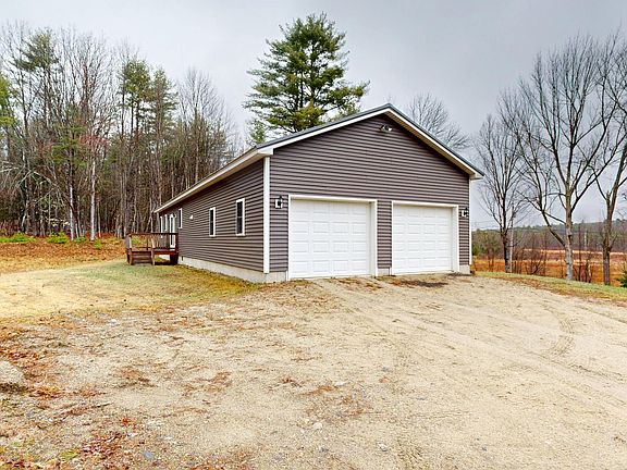 3rd image of 568 Quaker Ridge Road