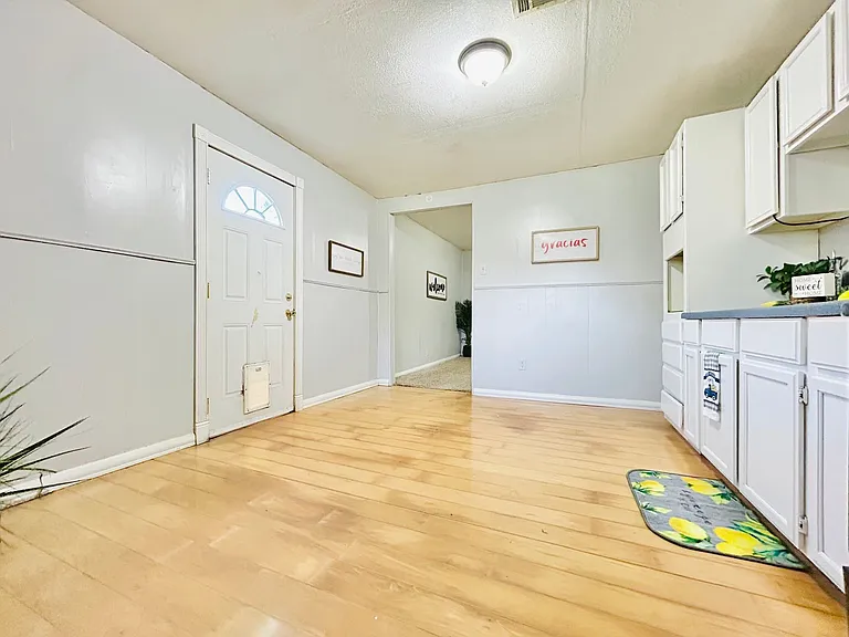 4220 SE 25th St — Photo 14