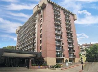 50 Longwood Ave APT 611, Brookline, MA 02446