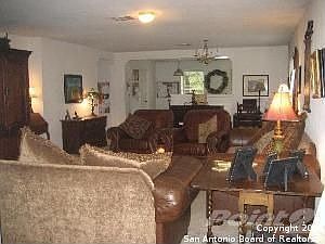 4th image of 253 Katie Ct