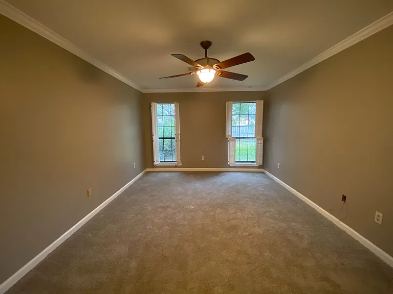 1607 Salisbury Pl — Photo 12