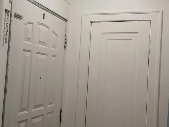 3835 W 65th St #1, Chicago, IL 60629