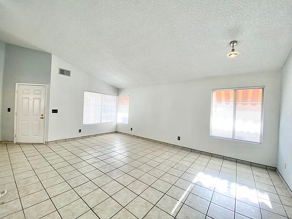 4th image of 1220 Coral Isle Way