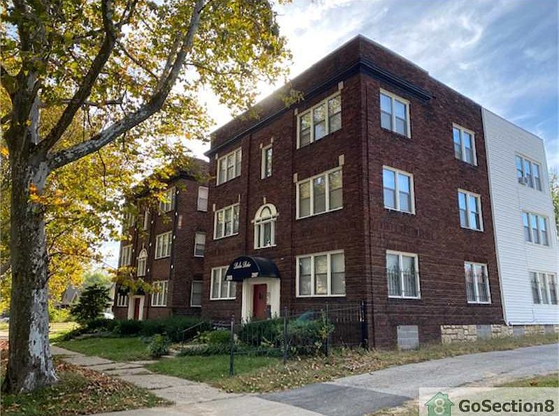 1st image of 2911 E 28th St #3W