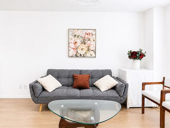 5th image of 9977 138th St #6