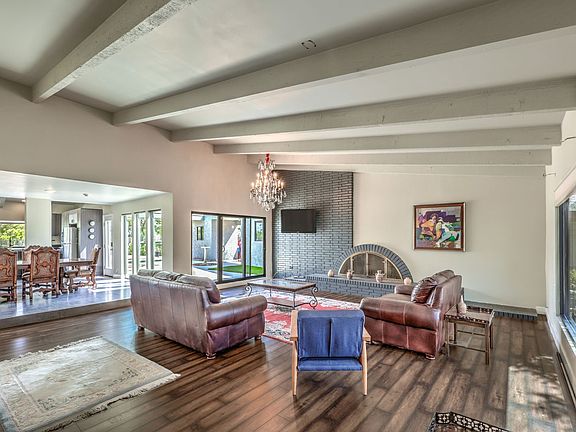 5th image of 1926 Papago Ln