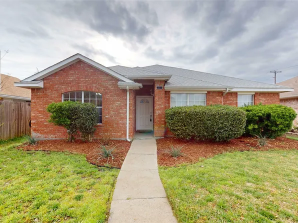 215 Piccadilly Cir, Wylie, TX 75098