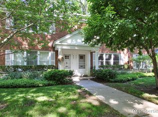 407 3rd St, Wilmette, IL 60091