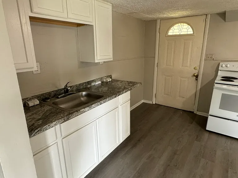 1885B Habecker Rd #10 — Photo 2