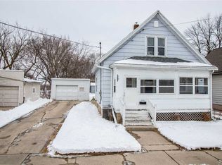 214 S Irwin Ave, Green Bay, WI 54301