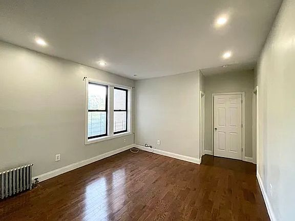 3rd image of 70 Post Ave APT 2A