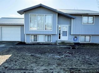 304 E 4th St, Lind, WA 99341