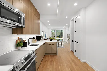 87 Carlton Avenue, #1