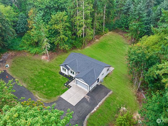 2nd image of 3960 Royal Lane SW
