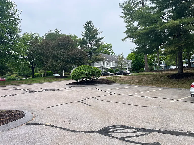 16 Merrimack Dr #16 — Photo 23